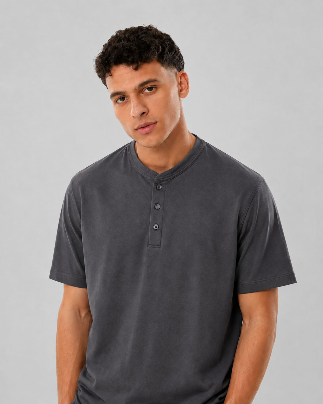 ESSENTIAL SHORT SLEEVE